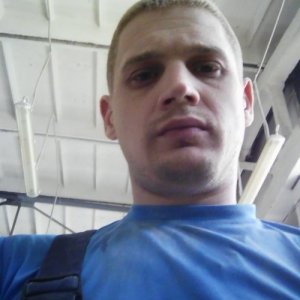 Анатолий , 36 лет